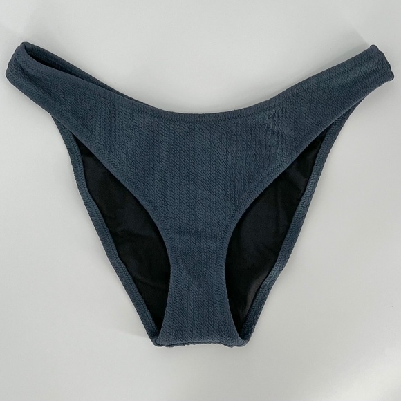J. Crew Womens Textured Cheeky Bikini Swim Bottom Size M Navy Blue Curved Waist - Picture 1 of 8